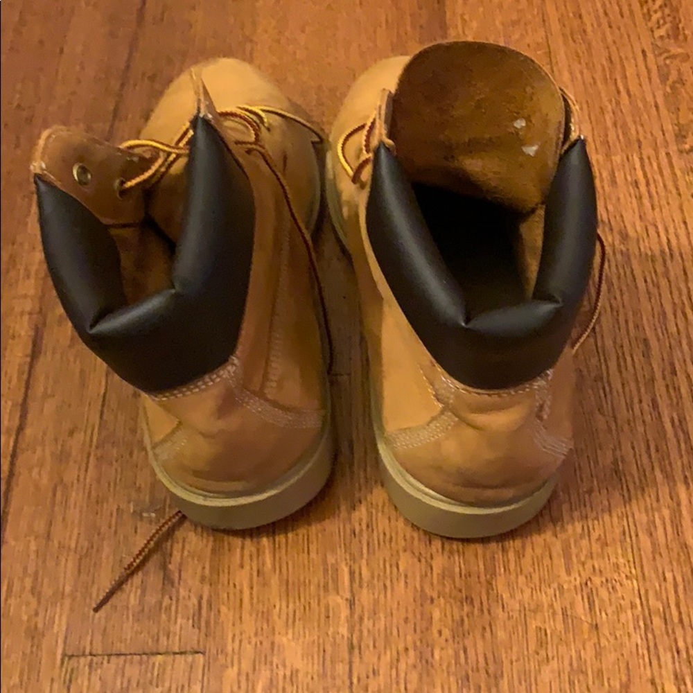 Timberlands - Picture 3 of 7
